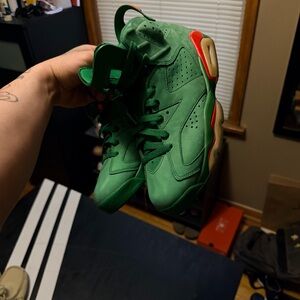 Jordan Athletic Shoes Green and Red Gatorade 6